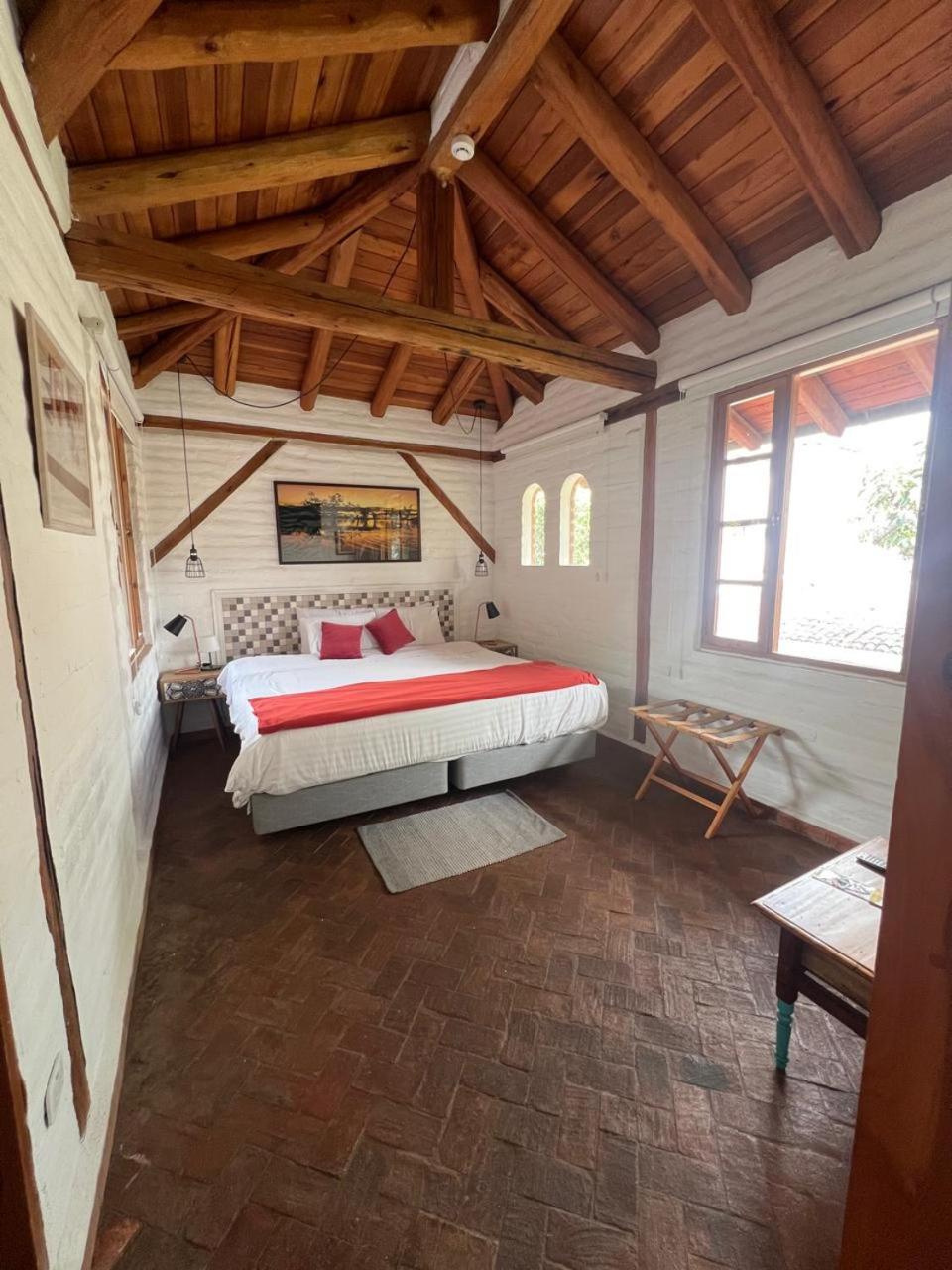 Rukka Lodge Tumbaco Екстериор снимка